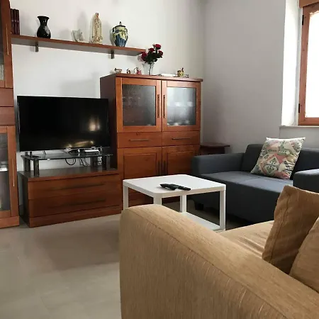 Gran Con Patio En * Encinarejo De Cordoba